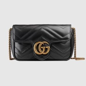 GUCCI GG MARMONT MATELASSÉ LEATHER SUPER MINI BAG